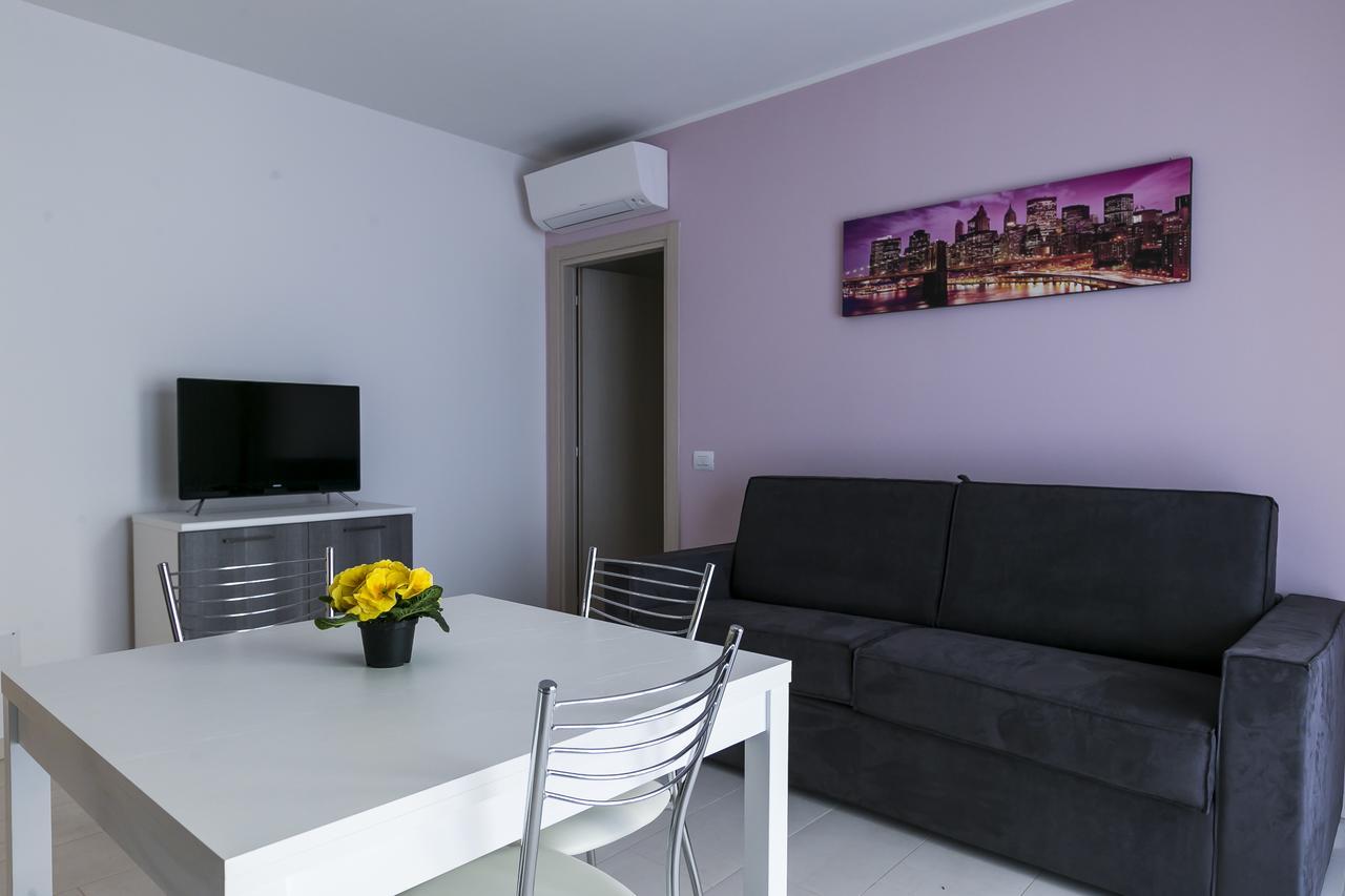 Residenza Riva Azzurra Aparthotel Rimini Eksteriør bilde