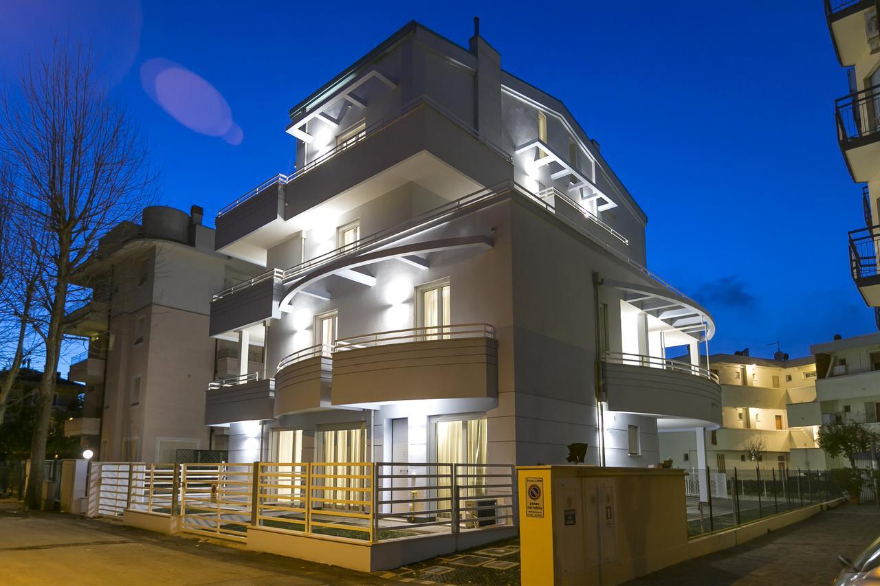 Residenza Riva Azzurra Aparthotel Rimini Eksteriør bilde